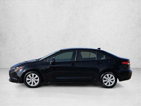 Used 2024 Toyota Corolla LE FWD image 9