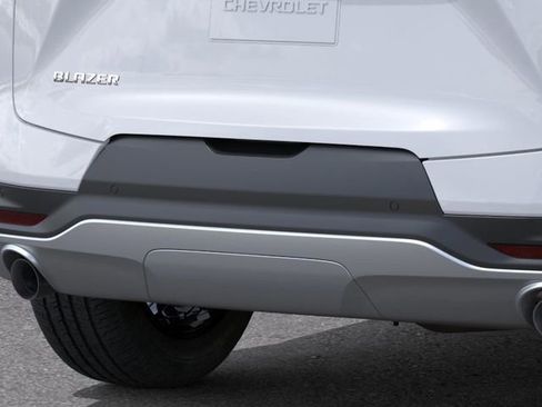 New 2026 Chevrolet Blazer LT w/ Convenience Package FWD image 14