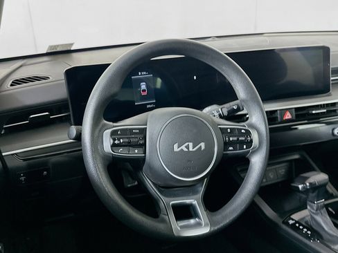 Used 2025 Kia K5 LXS FWD image 18