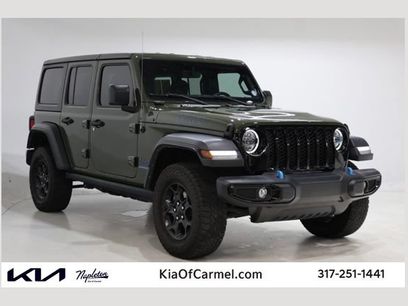 Used 2023 Jeep Wrangler Unlimited w/ 8.4" Radio Group