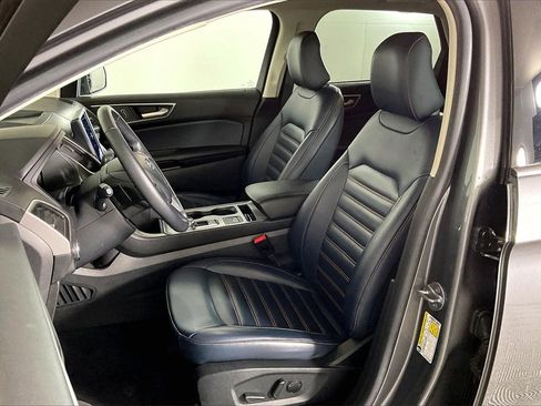 Used 2022 Ford Edge SEL w/ Sport Appearance Package image 24