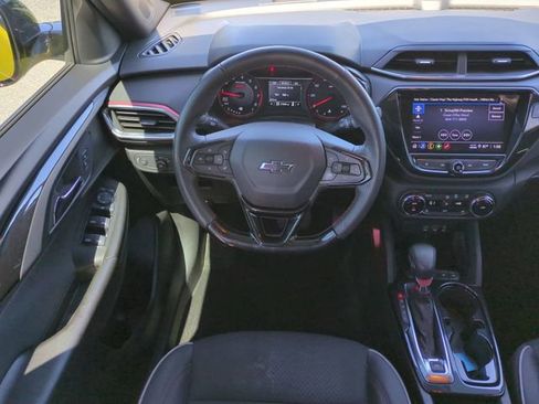 Certified 2023 Chevrolet TrailBlazer RS w/ Convenience Package image 18