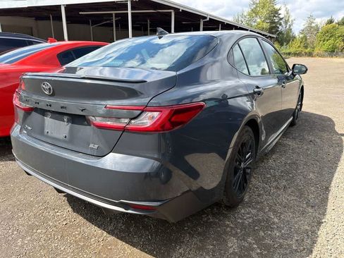 Used 2025 Toyota Camry SE FWD image 4