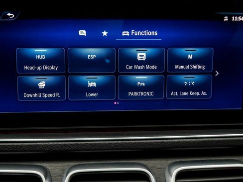 Used 2024 Mercedes-Benz GLS 580 4MATIC image 28