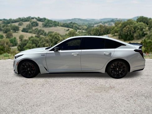 Certified 2023 Cadillac CT5 V Blackwing w/ Parking Package RWD image 5