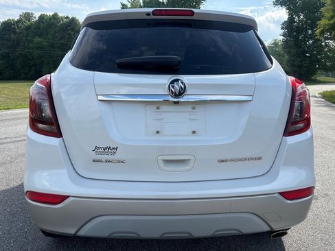 Used 2018 Buick Encore Preferred FWD image 4