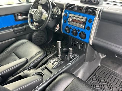 Used 2007 Toyota FJ Cruiser 4WD image 20