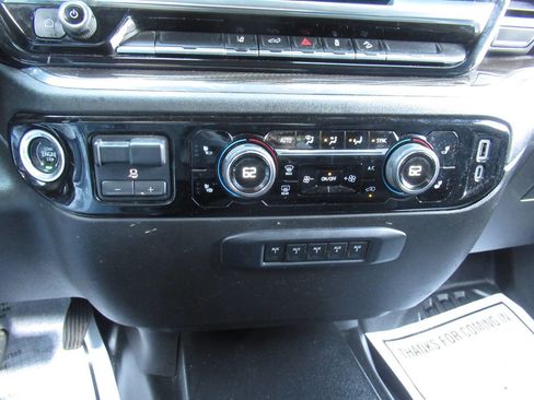 Used 2024 Chevrolet Silverado 2500 LT w/ Convenience Package AWD/4WD image 31