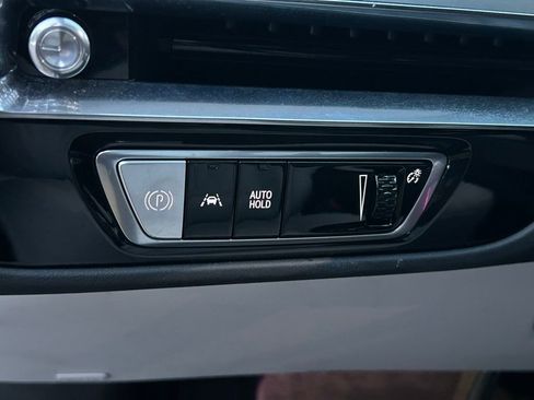 Used 2024 Cadillac Lyriq Luxury image 18