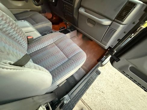 Used 1998 Jeep Wrangler Sport image 12