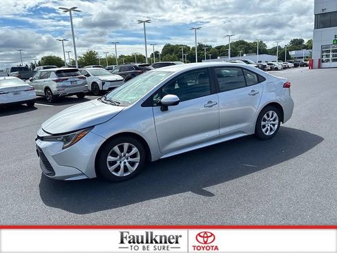 Used 2024 Toyota Corolla LE FWD image 15