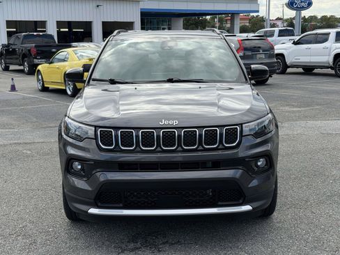 Used 2023 Jeep Compass Limited AWD/4WD image 6