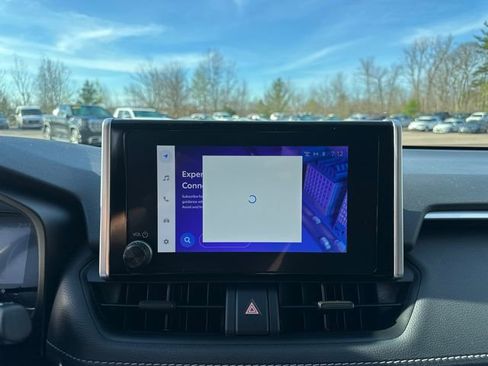 Certified 2025 Toyota RAV4 LE AWD/4WD image 40
