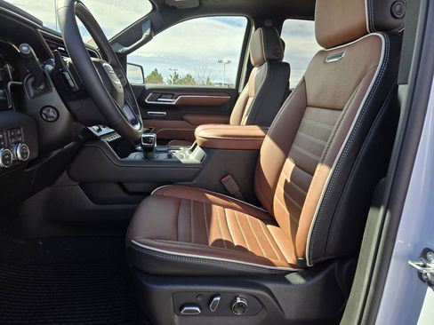 New 2026 GMC Sierra 1500 Denali Ultimate image 4