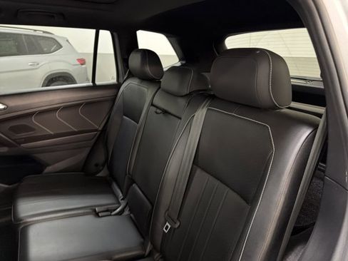 Certified 2024 Volkswagen Tiguan SE R-Line AWD/4WD image 7