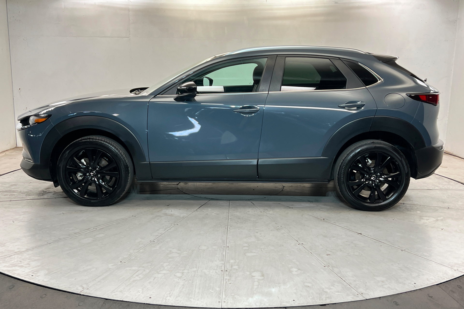 Used 2025 MAZDA CX-30 AWD 2.5 S w/ Preferred Package image 2
