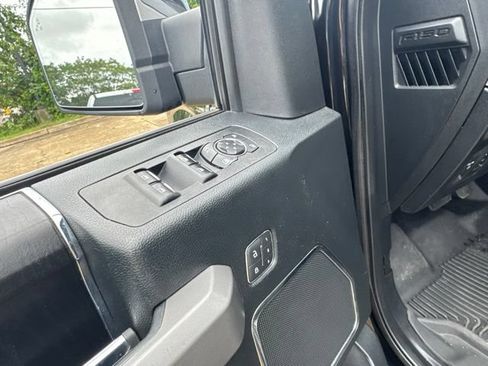 Used 2019 Ford F150 Platinum w/ Equipment Group 701A Luxury AWD/4WD image 27