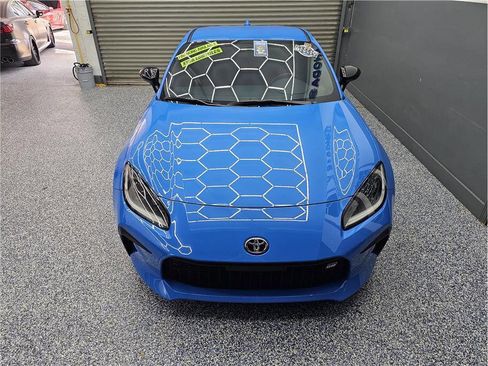 Used 2023 Toyota GR86 w/ ALL Weather Mat Package (TMS) image 8