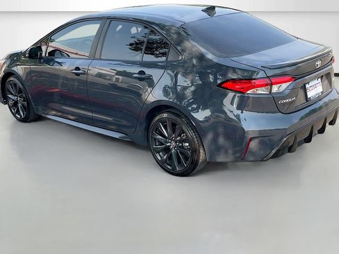 Used 2024 Toyota Corolla SE FWD image 5