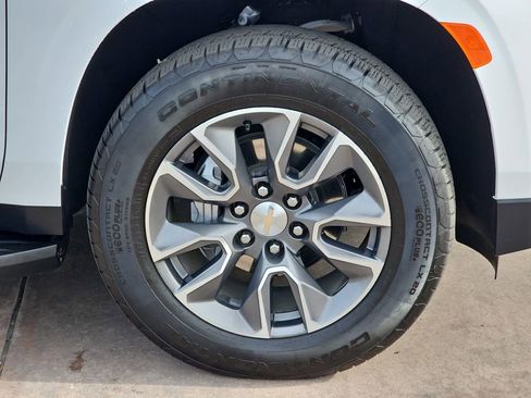 Used 2024 Chevrolet Tahoe LS image 39