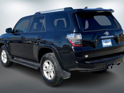 Used 2020 Toyota 4Runner SR5 image 7