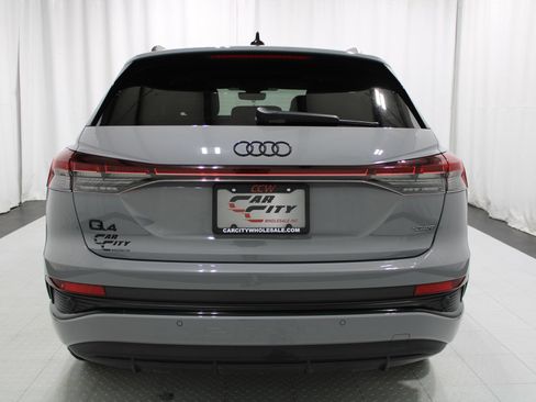 Used 2024 Audi Q4 e-tron Premium Plus w/ Premium Plus AWD/4WD image 6
