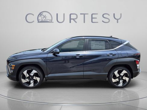 New 2026 Hyundai Kona Limited FWD image 2