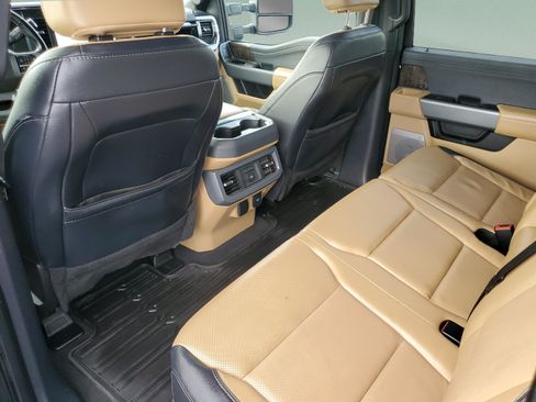Certified 2024 Ford F250 Lariat AWD/4WD image 9