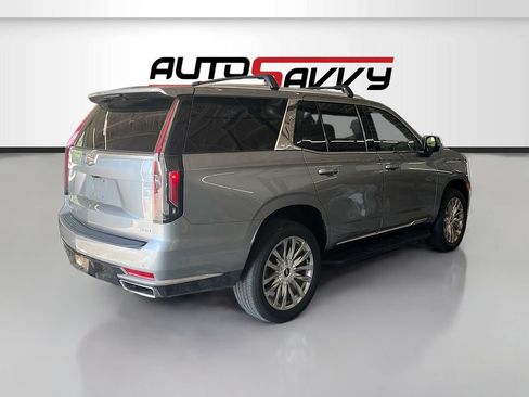 Used 2023 Cadillac Escalade Premium Luxury AWD/4WD image 7
