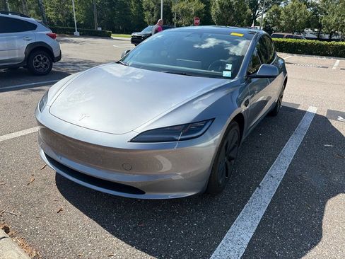 Used 2025 Tesla Model 3 Long Range RWD image 2