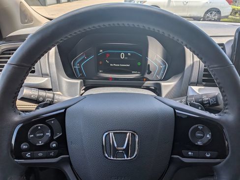 Used 2024 Honda Odyssey Touring image 30