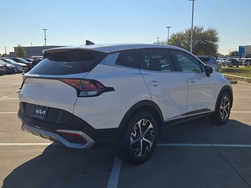 Used 2023 Kia Sportage EX image 6