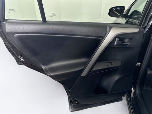 Used 2018 Toyota RAV4 XLE image 26