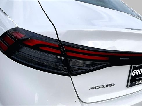 Used 2023 Honda Accord EX image 27