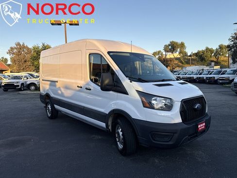 Used 2023 Ford Transit 250 Medium Roof AWD w/ Load Area Protection Package image 4