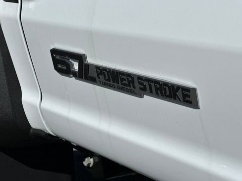New 2024 Ford F550 4x4 Regular Cab Super Duty image 18