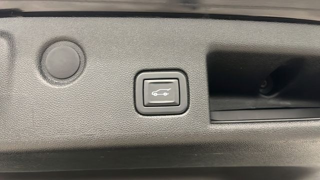 Used 2020 Chevrolet Equinox Premier AWD/4WD image 28