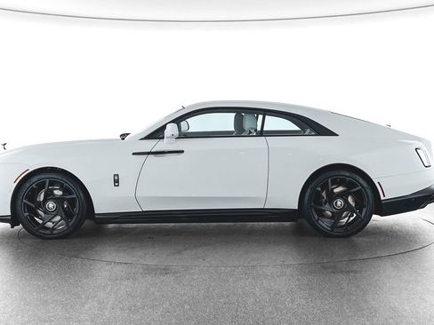 New 2025 Rolls-Royce Spectre Black Badge w/ Leather Finishing Pack image 14