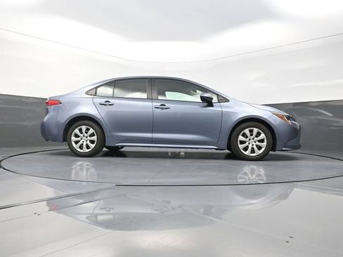 Used 2024 Toyota Corolla LE FWD image 37