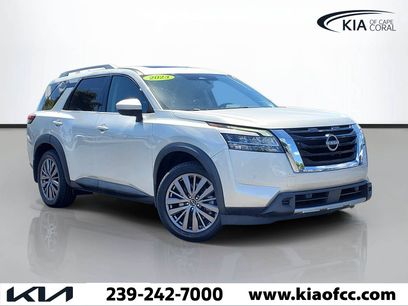 Used 2023 Nissan Pathfinder SL w/ SL Premium Package