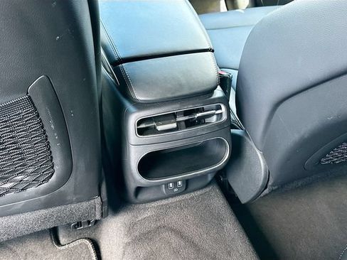 Used 2025 Genesis GV70 2.5T AWD/4WD image 25