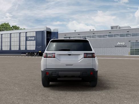 New 2026 Jeep Cherokee Laredo AWD/4WD image 7