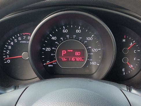 Used 2017 Kia Soul FWD image 23