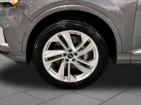 Used 2023 Audi Q7 2.0T Premium w/ Convenience Package AWD/4WD image 15