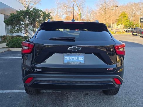 Certified 2025 Chevrolet Trax RS w/ Driver Confidence Package image 26