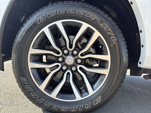 Used 2025 RAM 1500 Limited image 14