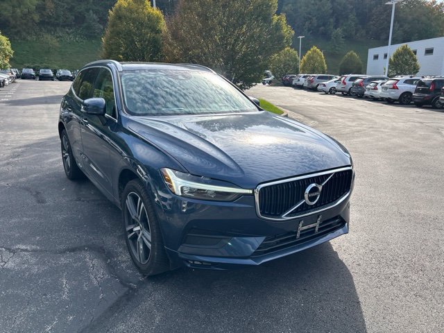 Used 2021 Volvo XC60 T5 Momentum w/ Premium Package AWD/4WD image 3