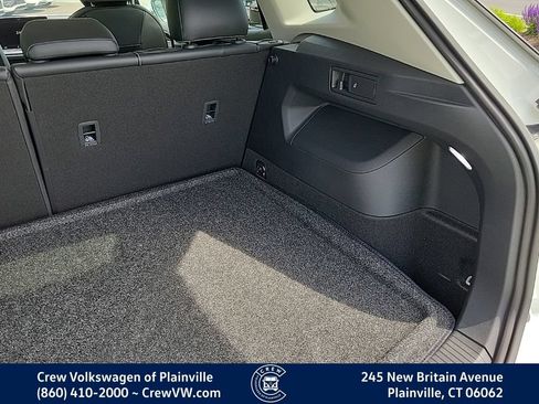 New 2026 Volkswagen Tiguan SE AWD/4WD image 52