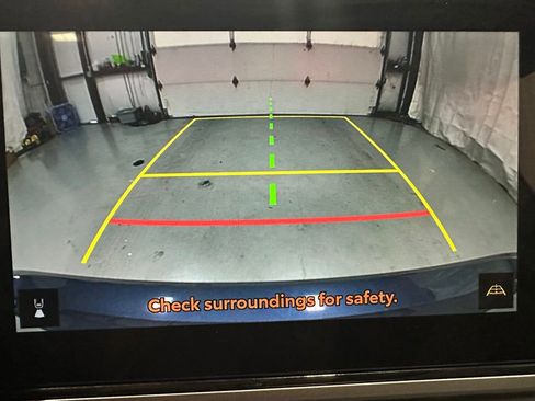 Used 2026 Toyota Camry SE FWD image 38
