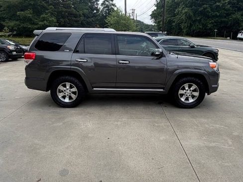 Used 2013 Toyota 4Runner SR5 w/ Convenience Pkg RWD image 6